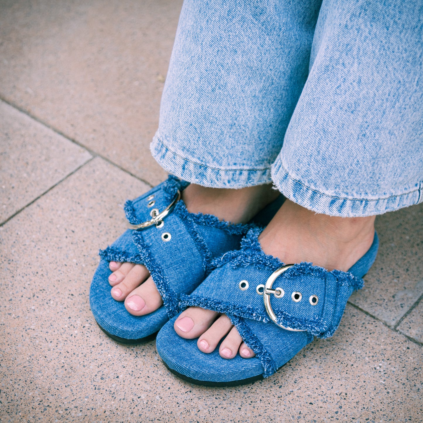 Crossed Denim Dark