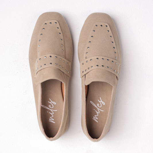 Cleo Loafers in Beige