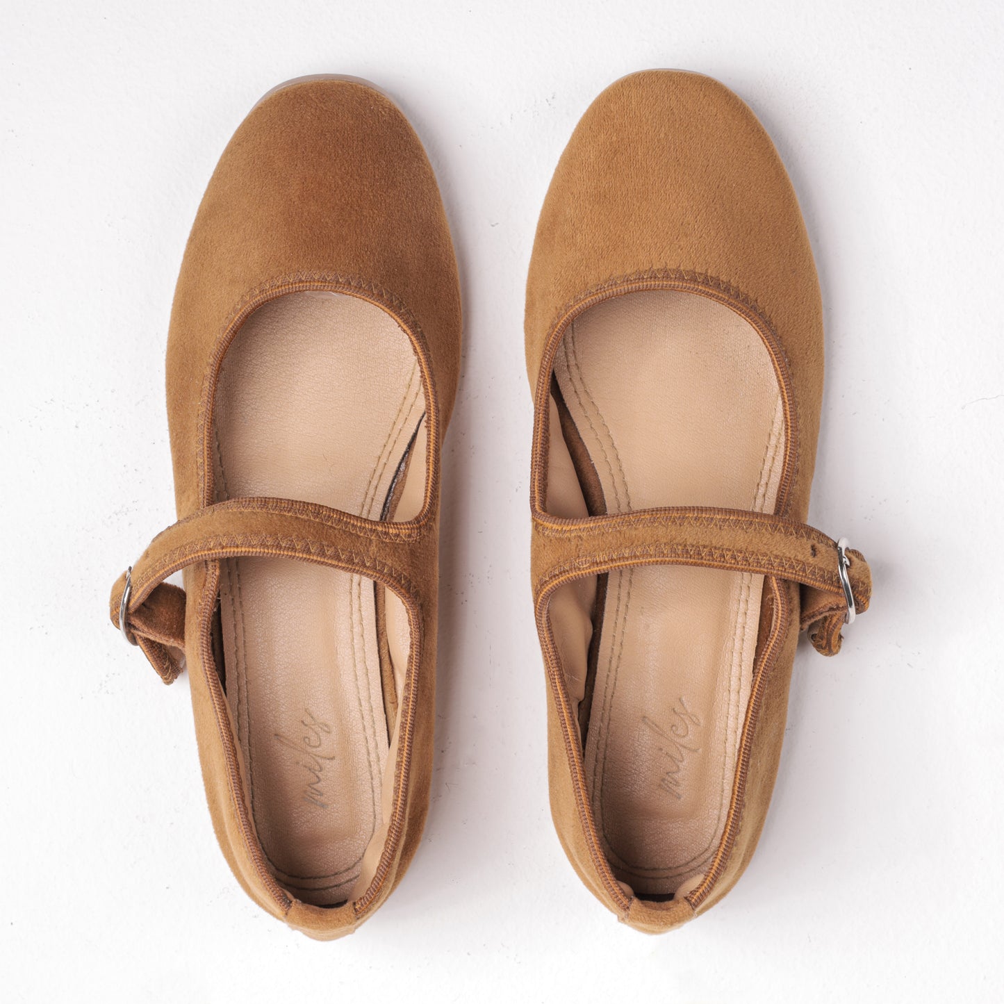 Alba Velvet Ballerinas Camel