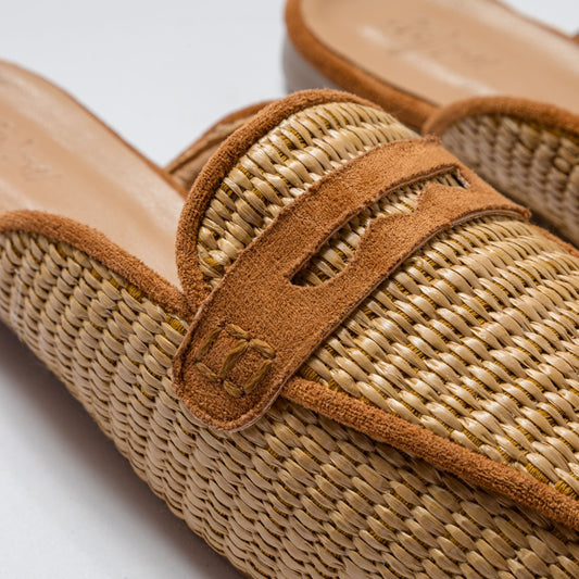 Eddie Mules in Camel