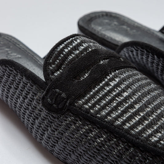 Eddie Mules in Black