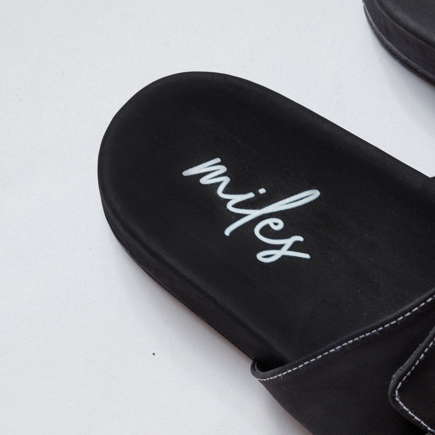 Chalk Black