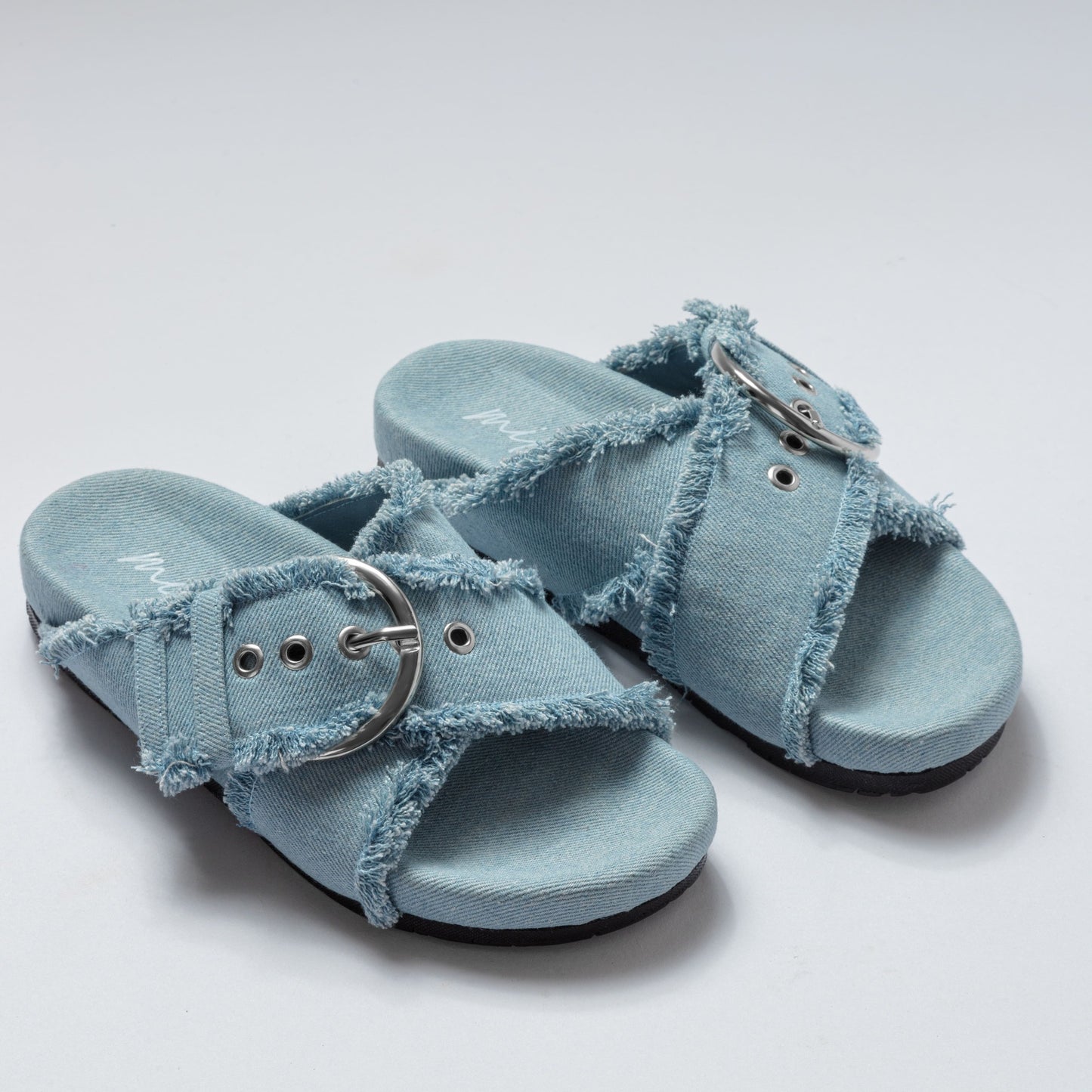 Crossed Denim light