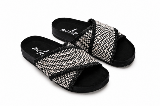 Payge Cross sandals / Black Raffia